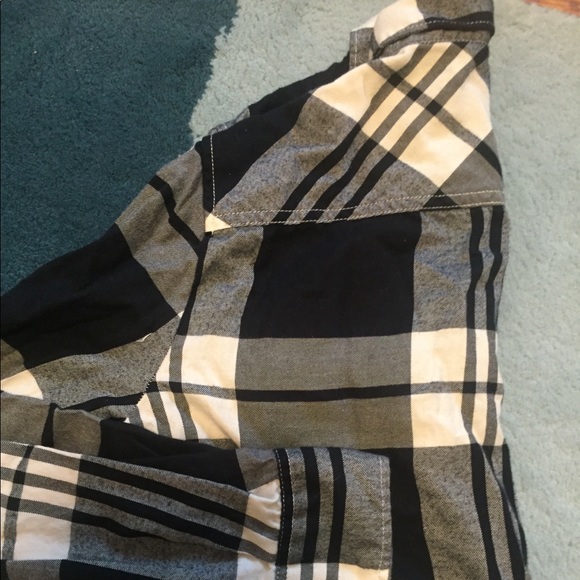 Jcrew 100% cotton shirt - Picture 2 of 5